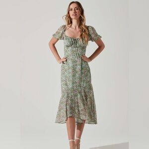 ASTR the label Aida Floral Puff Sleeve Midi Dress